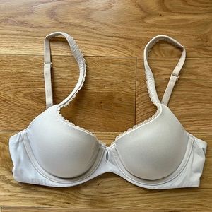 Victoria’s Secret • body by Victoria lined demi bra
